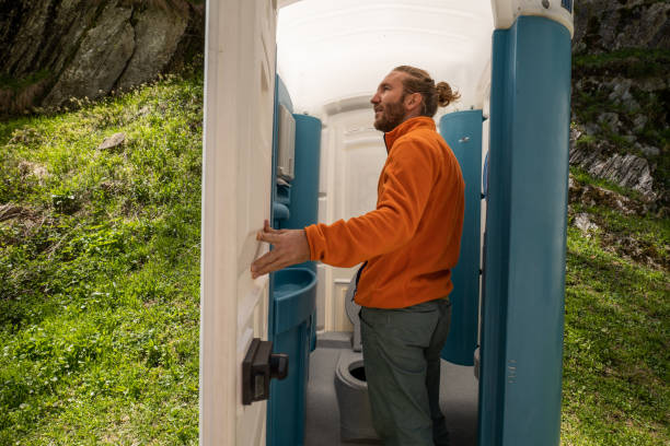 Best Affordable portable toilet rental  in Auburn, ME