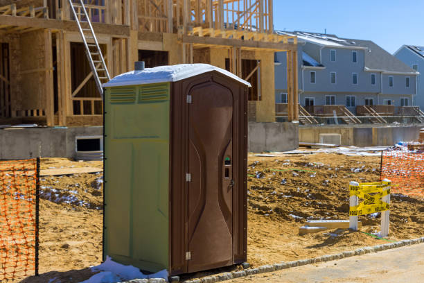 Best Luxury portable toilet rental  in Auburn, ME